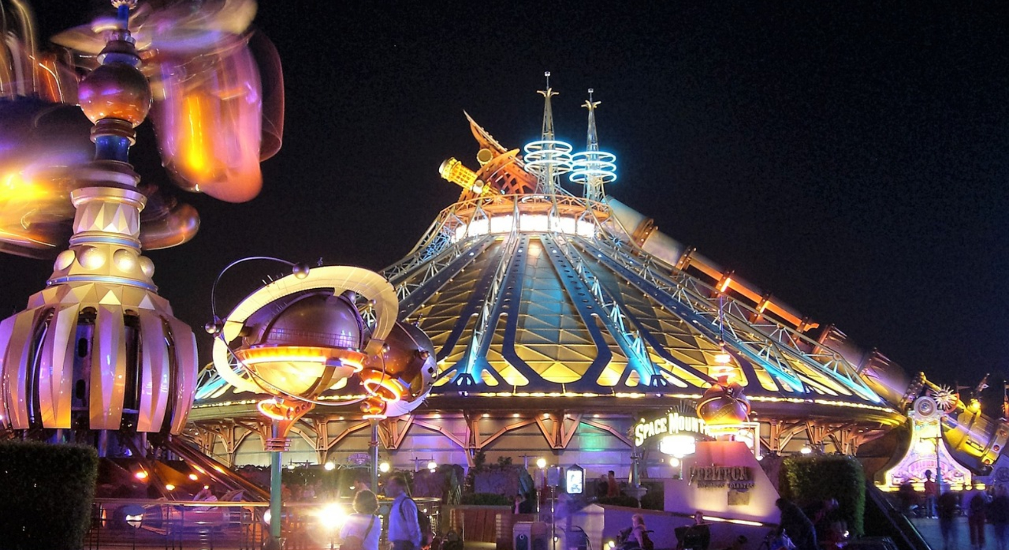 Disneyland Paris : attractions, lands... Le guide complet