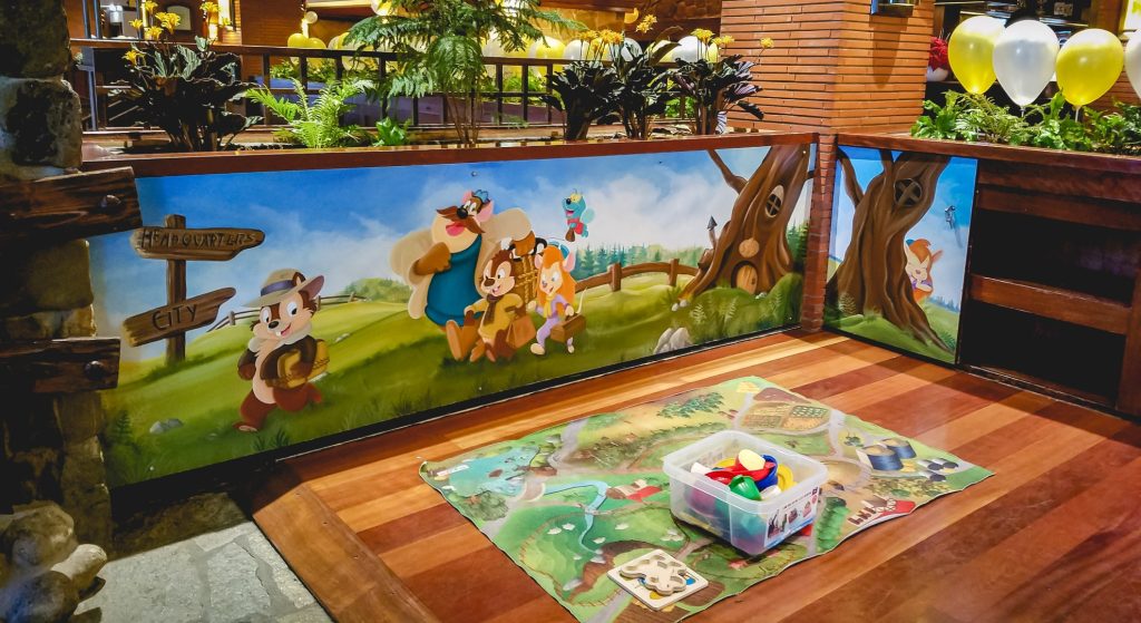 Disney Sequoia Lodge, Little Prairie Kids Corner - HarshLight / Flickr