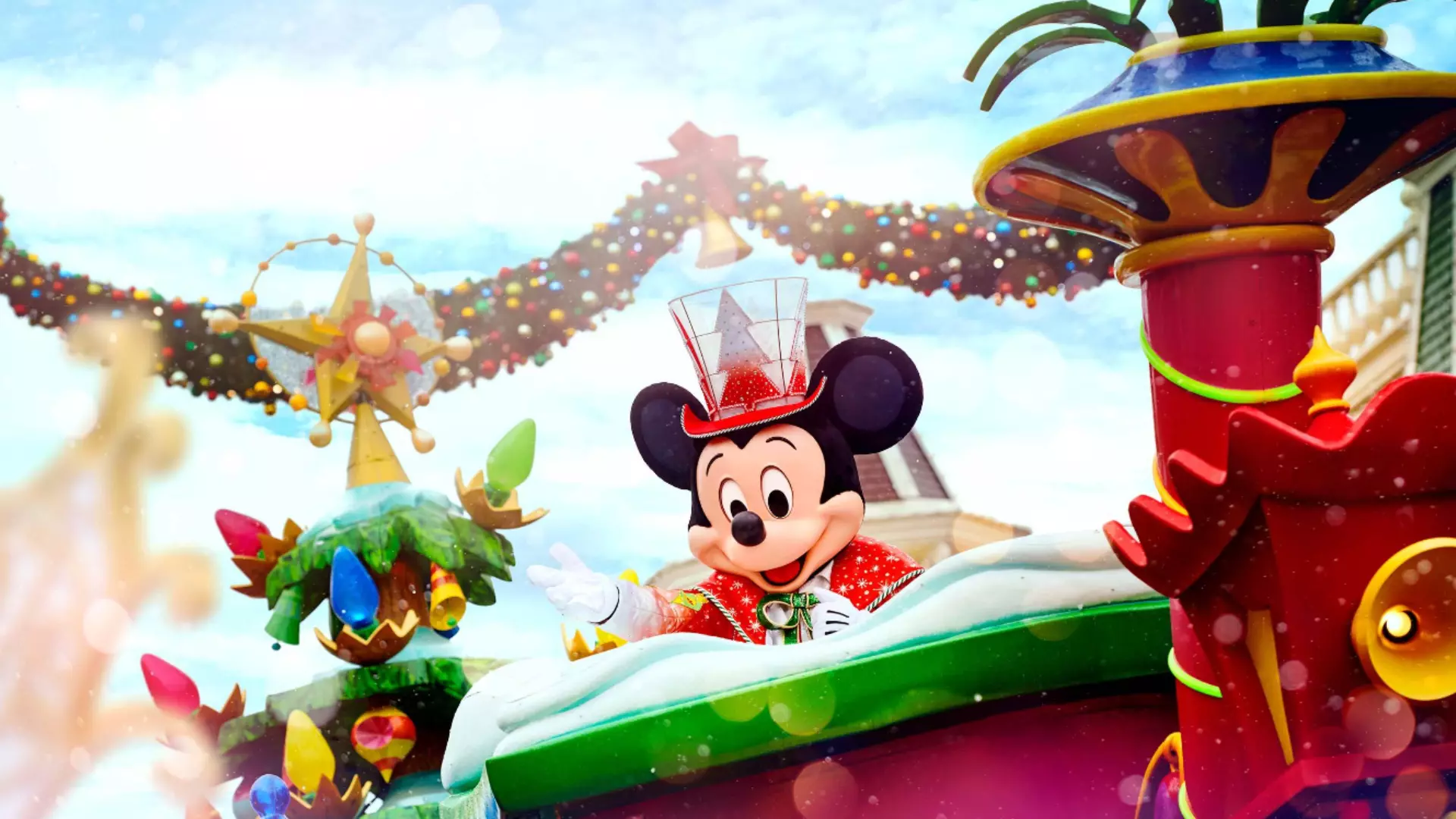 Mickey et sa parade étincelante de noël - DisneylandParis