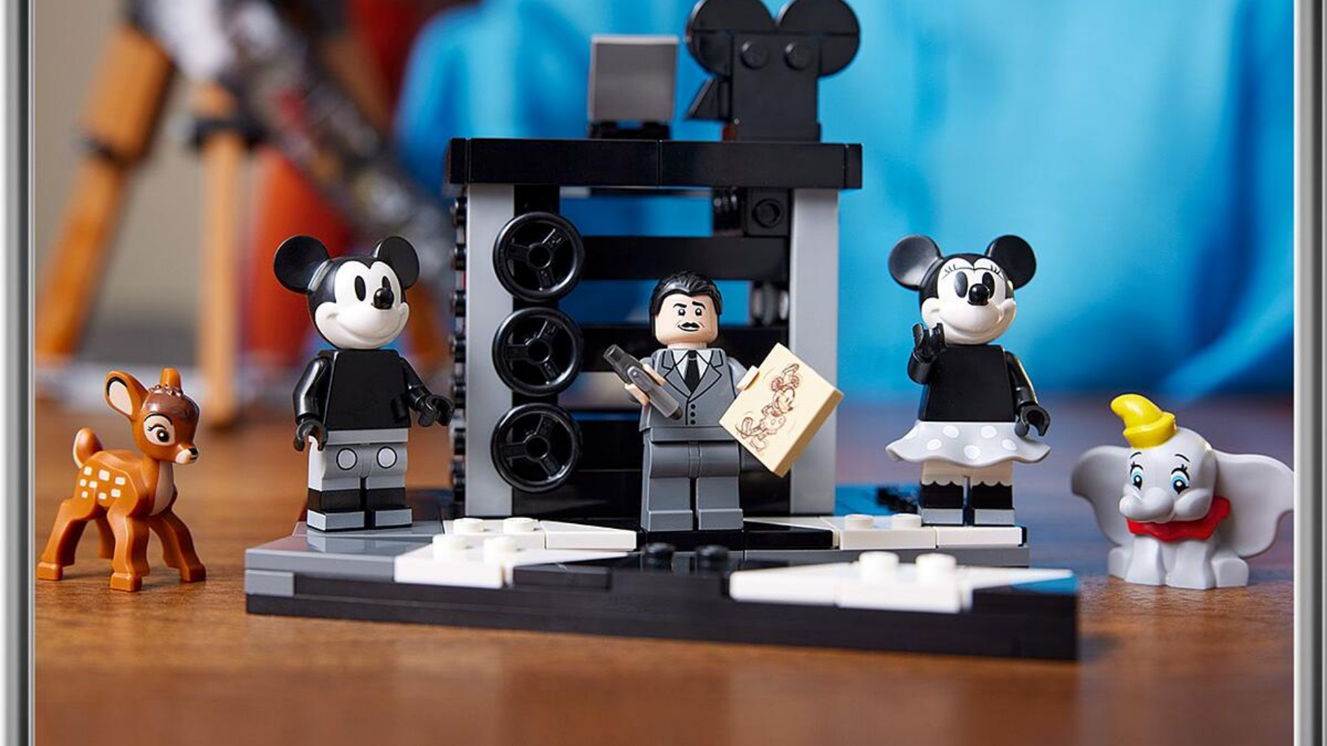 Mickey, Minnie, Walt Disney, Bambi et Dumbo - Disneyland Paris